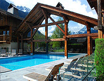 Indoor Outdoor Poll Le Ferme Albert 1er Chamonix