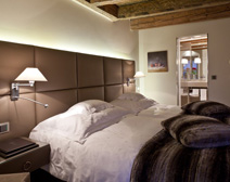 Modern Room Hotel Les Armures