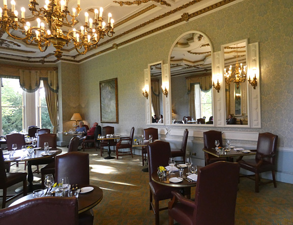 Oak Room Restaurant