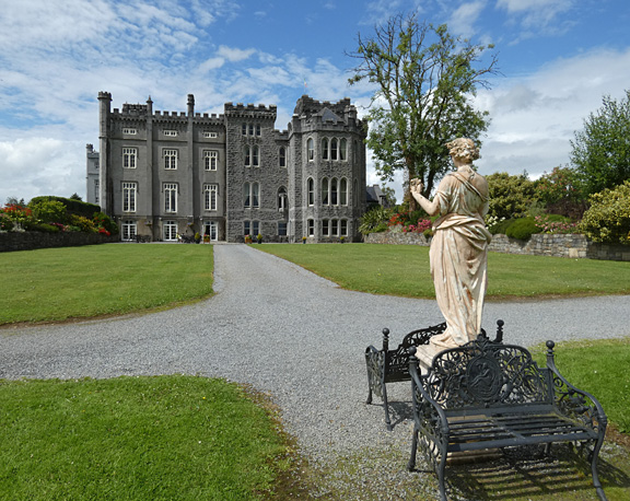 Kilronan Castle estate grounds