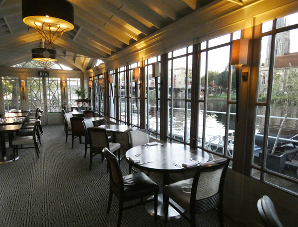 Riverside Restaurant Compleate Angler